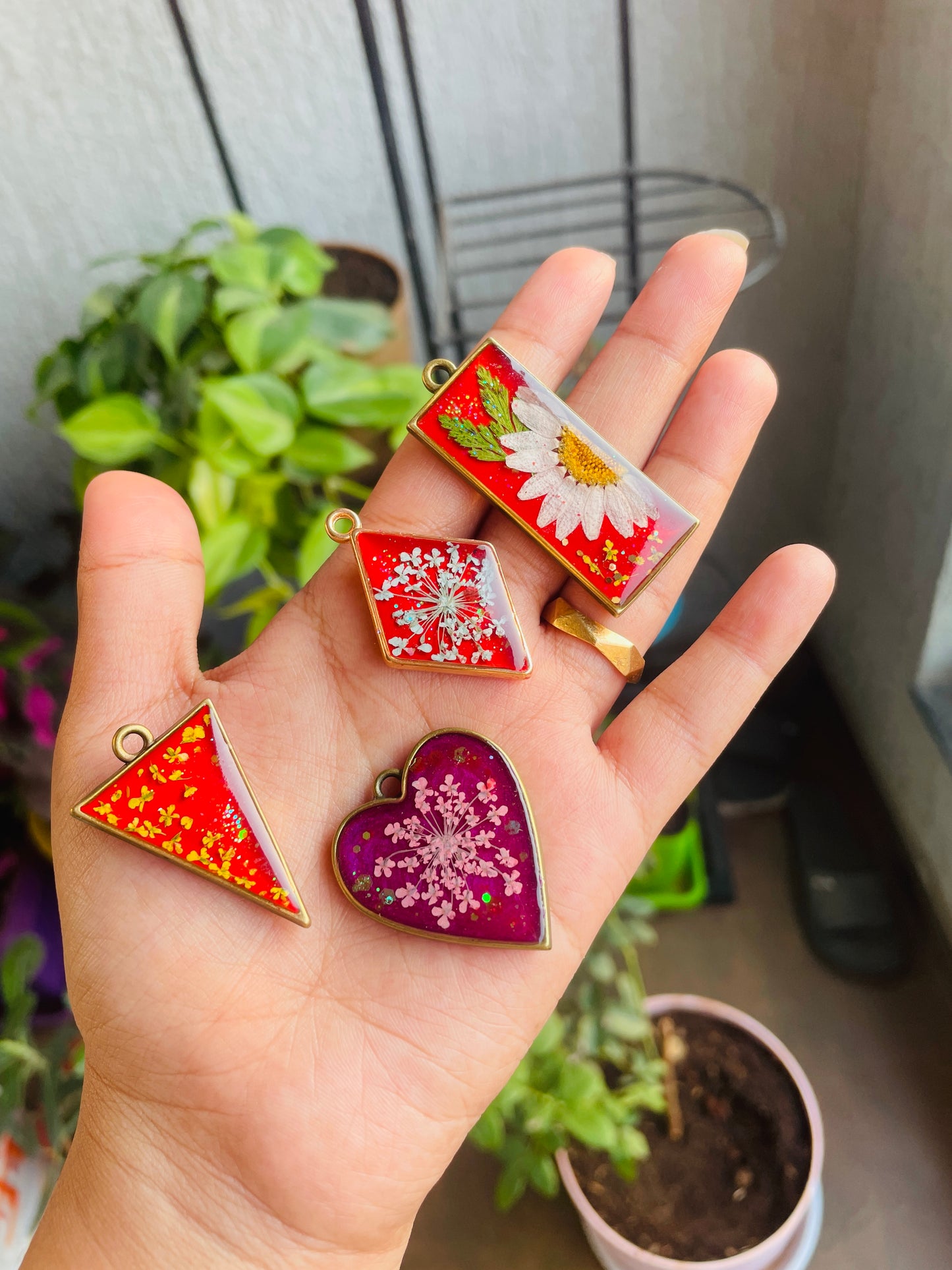 Flower Pendants with Chain