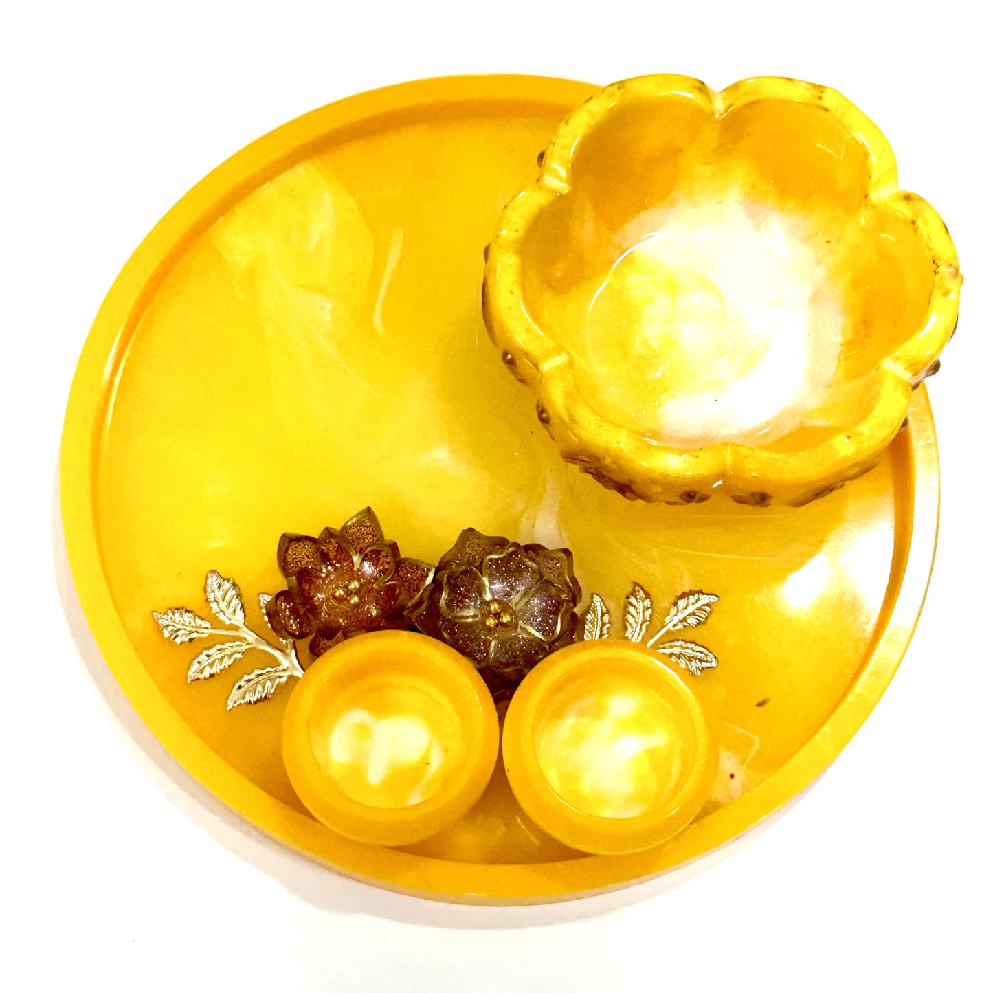 Handmade Resin Thali for Haldi Ceremony 8.5"- with Bowl